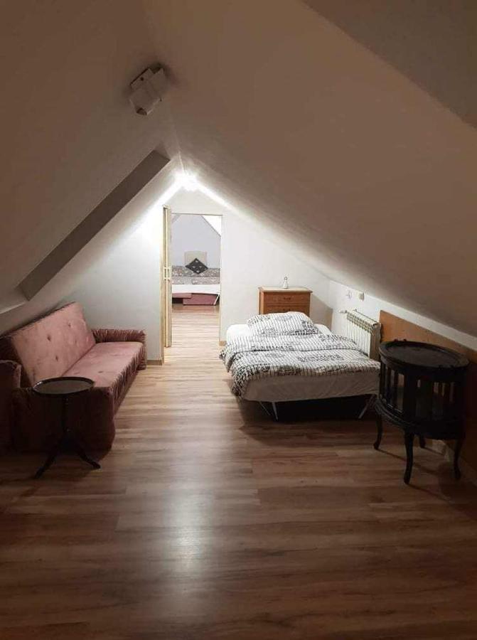 Zajazd Ponikiew - Noclegi Wadowice Ngoại thất bức ảnh
